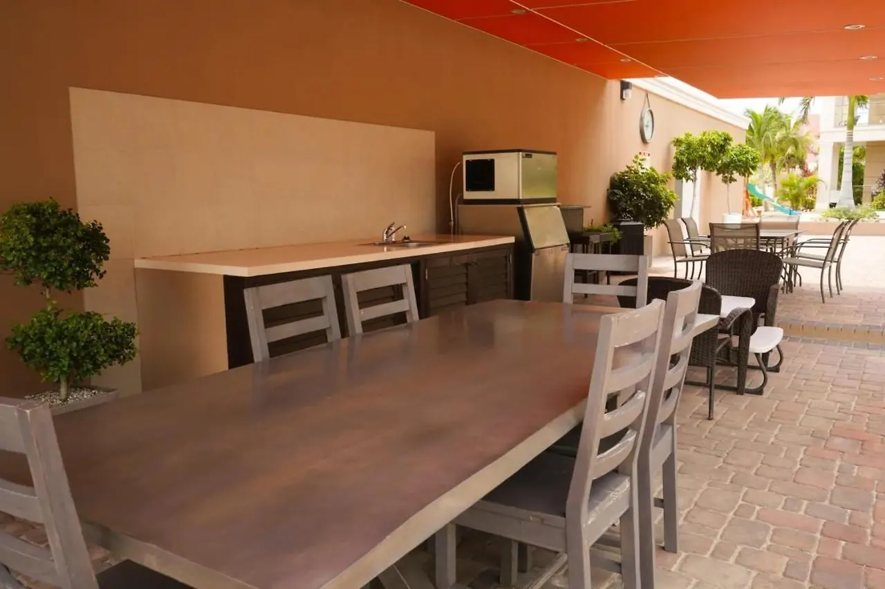 Luxury Apartment In Eagle Beach Levent Palm Beach 0*,  Aruba